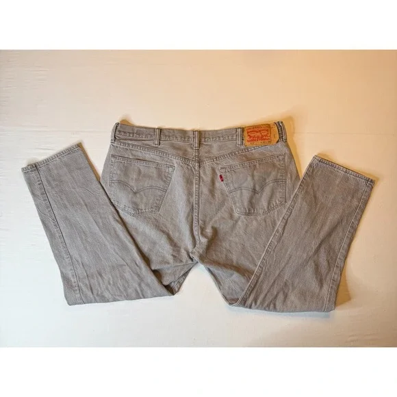 Levis 501 Jeans Mens‎ 42x30 Gray Button Fly Straight White Oak Cone Denim - Picture 2 of 7